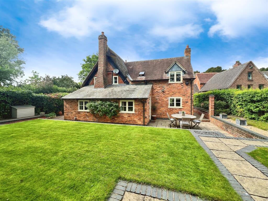 8b924113-Rear 20Elev 20L.jpg