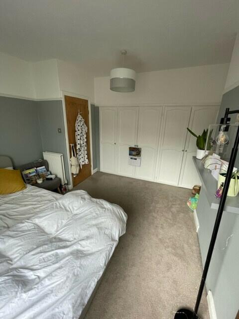 A well-maintained, bright double bedroom featur...