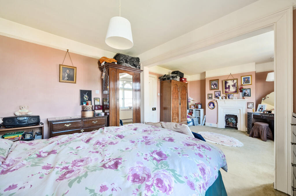 1336626-10-68d131...