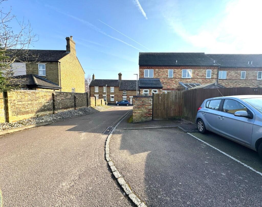 WhatsApp Image 2025-02-18 at 13.39.13_81220929.jpg