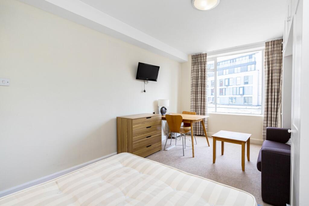 KFH-66_Florin_Court-
