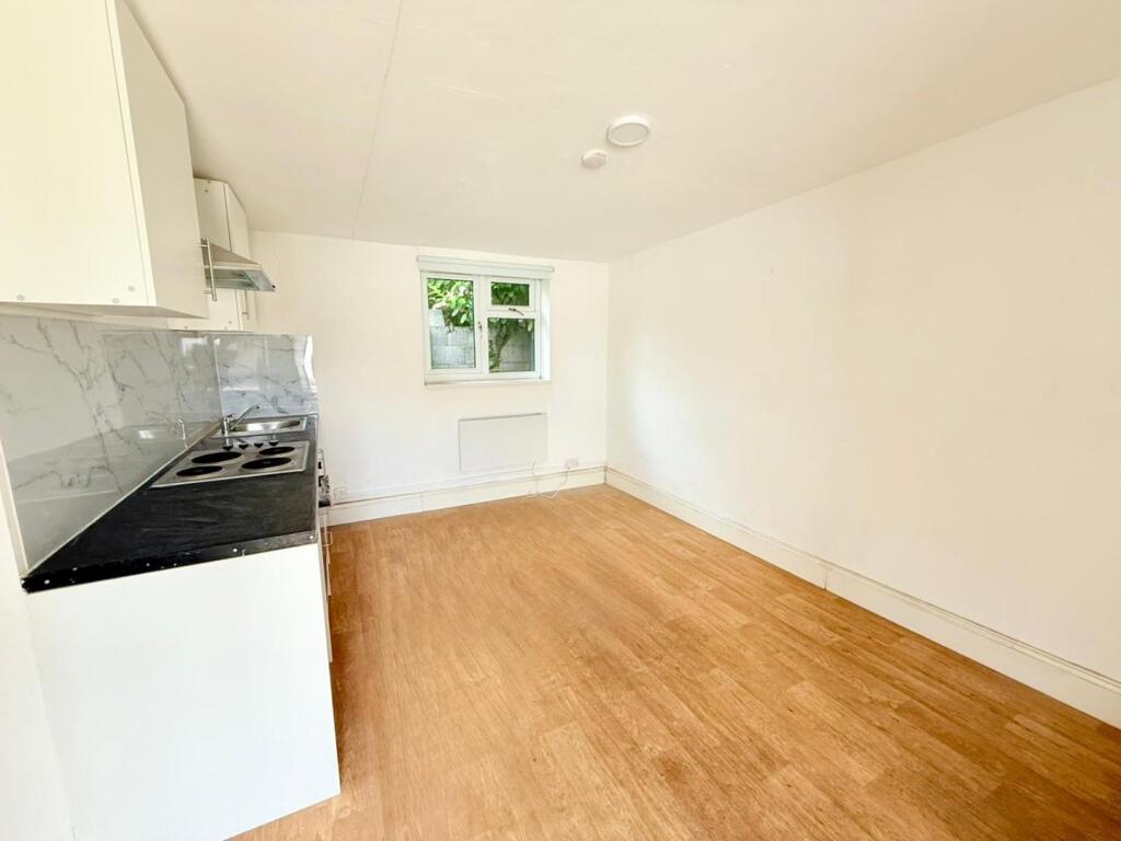 WhatsApp Image 2025-07-09 at 16.48.21_07d33ff0.jpg