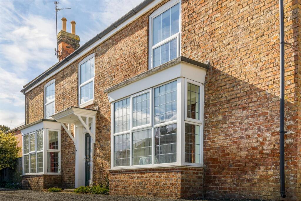 The Hollies (Stickney)-6.jpg