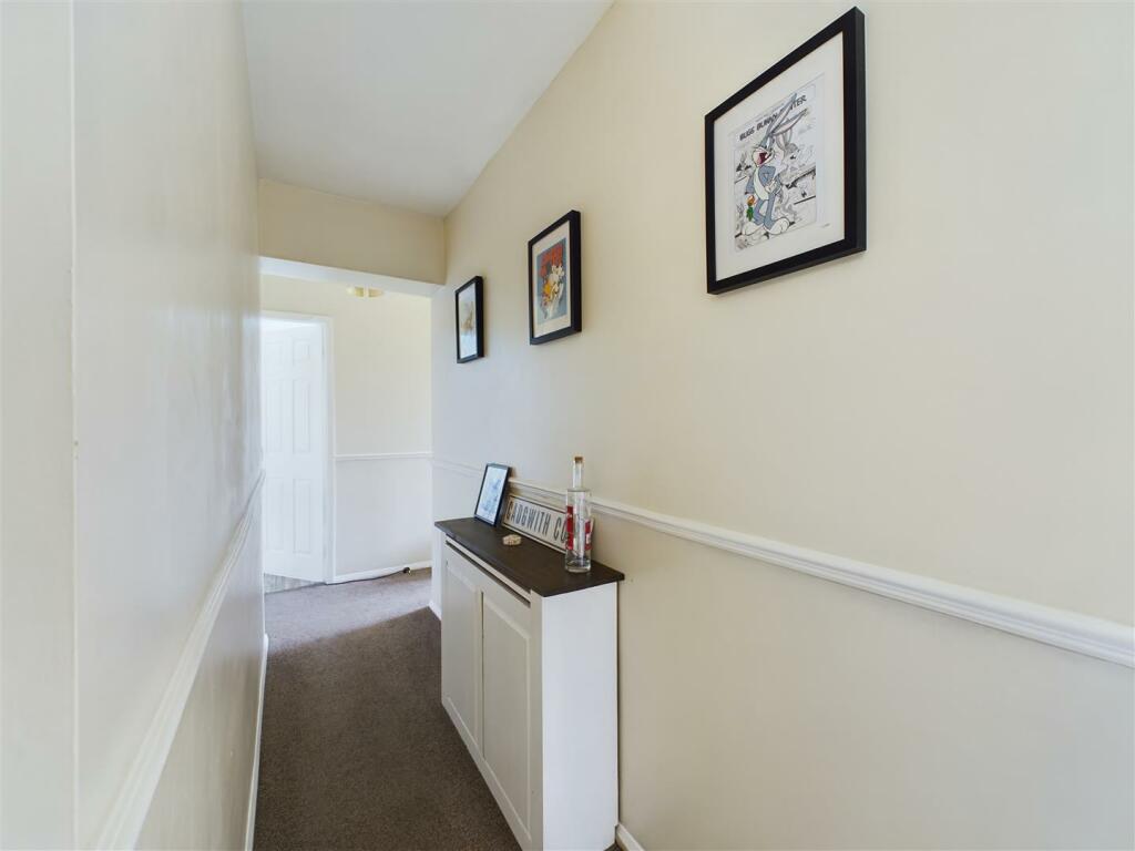INNER HALLWAY
