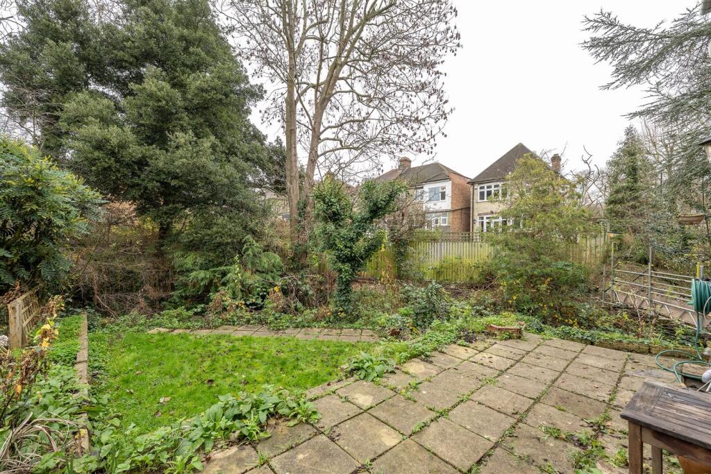 Waterhall Avenue, E4