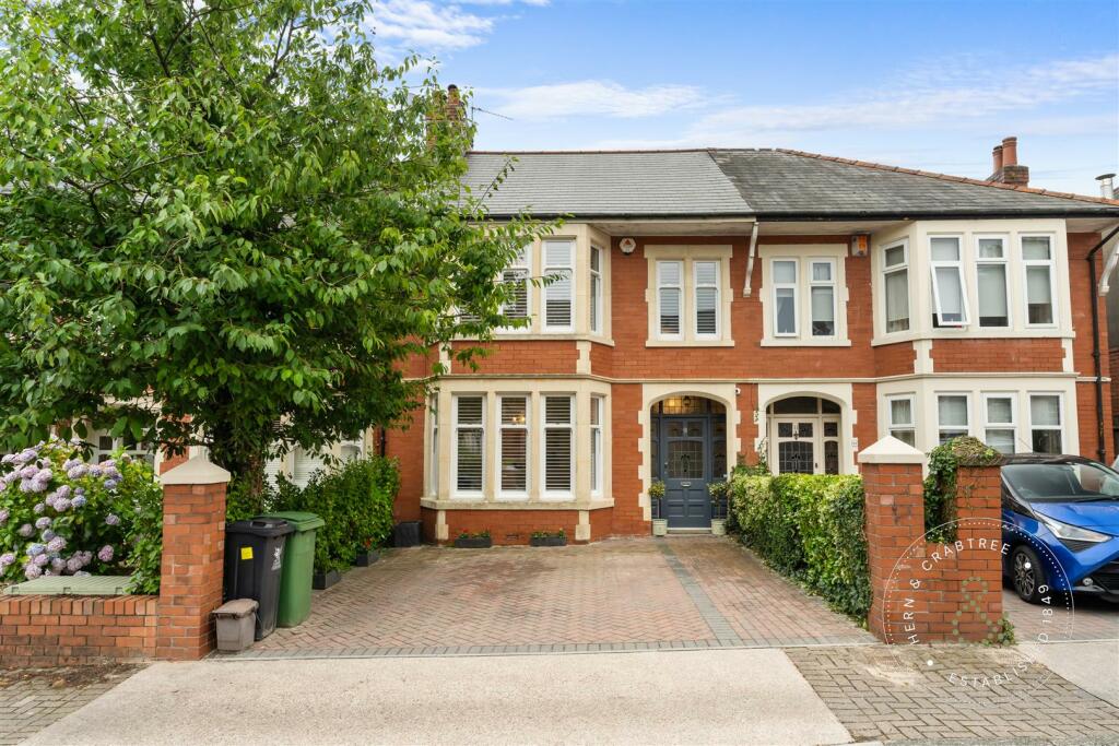 Ullswater Avenue, Cyncoed, Hern Crabtree (1).jpg