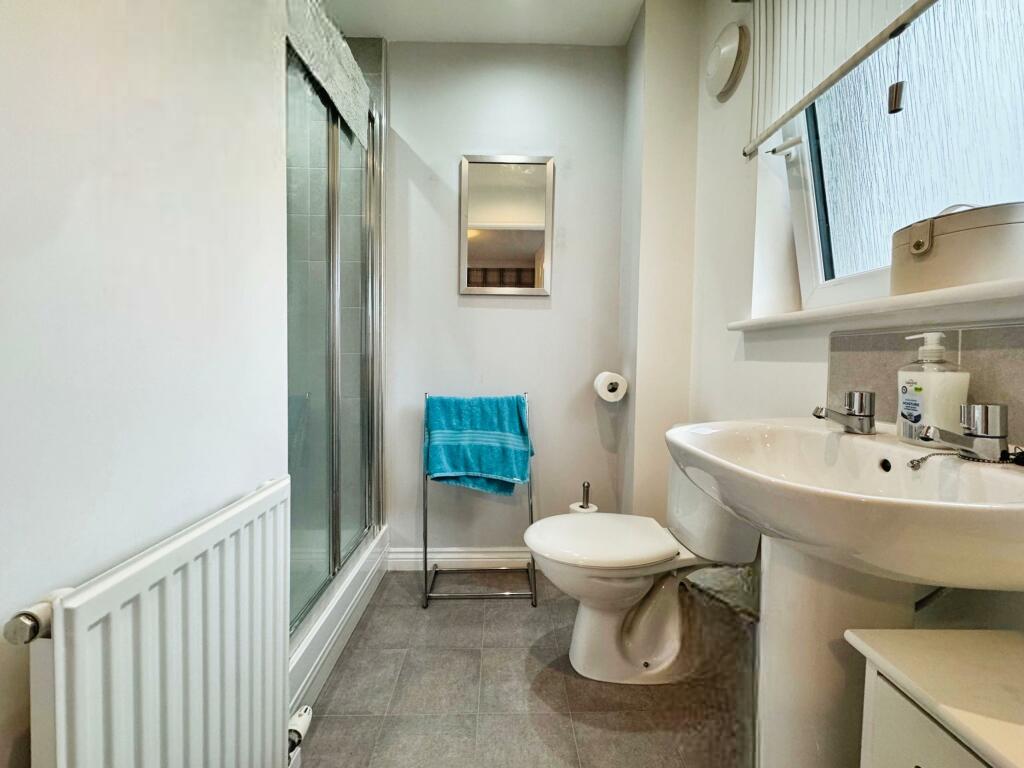 Master En-Suite
