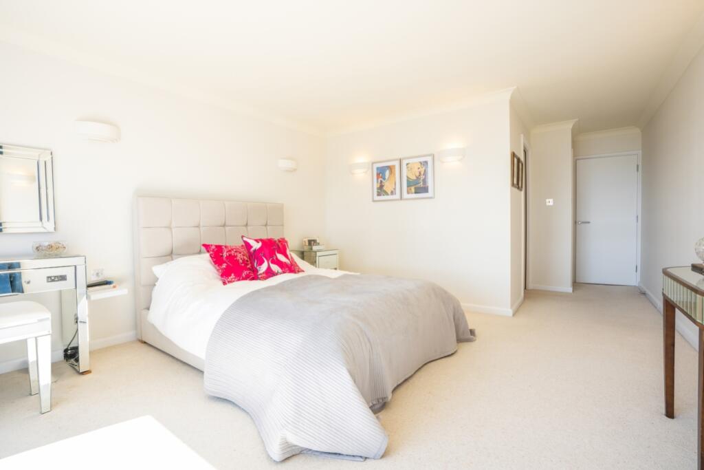 Lrg_4 harbour watch-15