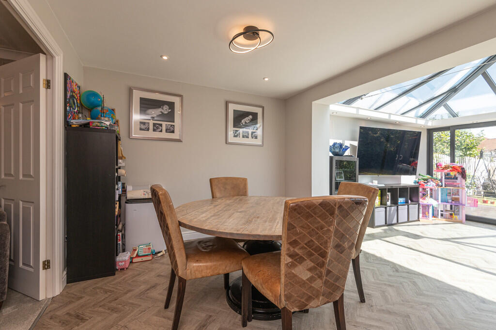 31 - 18 Grantley ...