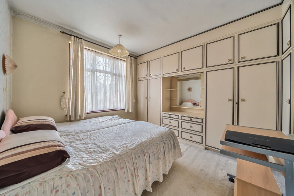 1296183-25-682c6f...