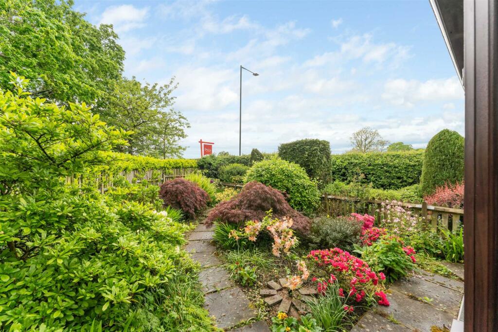 256 Mill Lane, Dorridge, B93 8NU_15.jpg