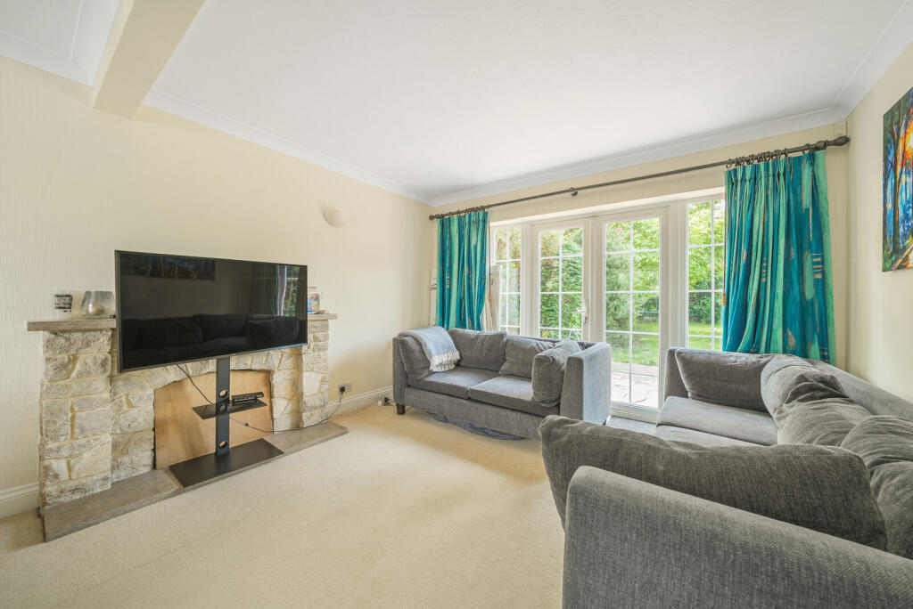 16-682332646071b-...