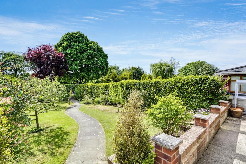Garden 1_1.jpeg