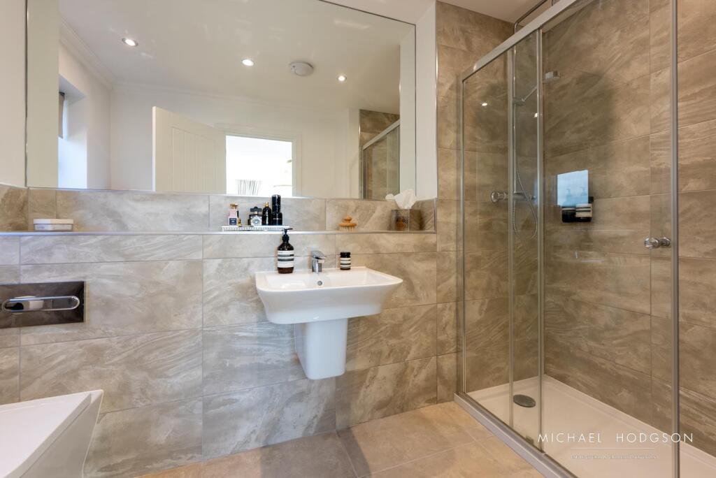 60 Leighfield-33.jpg