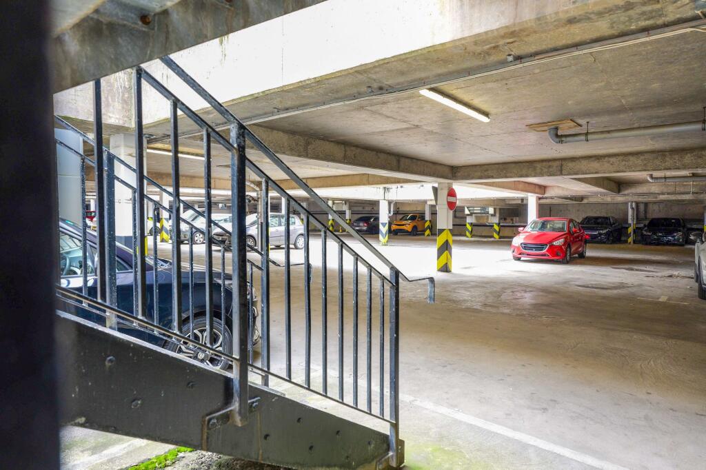Residents Private Underground Parking