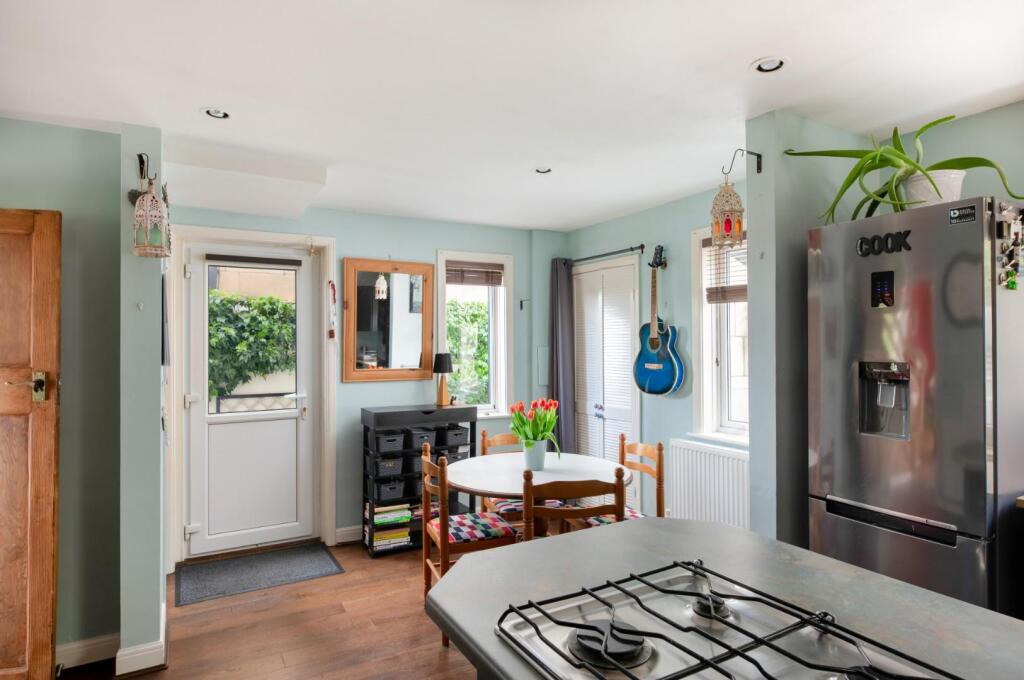 217 Bailbrook Lane-35.jpg
