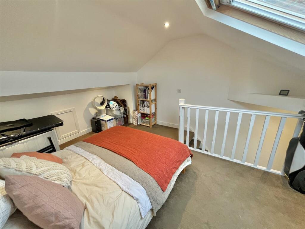 Loft Room Aspect 2.jpg