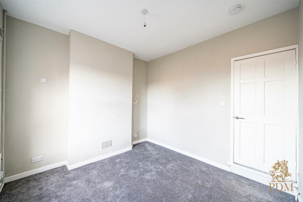53, Hardstaff Road Nottingham, NG2 4HR