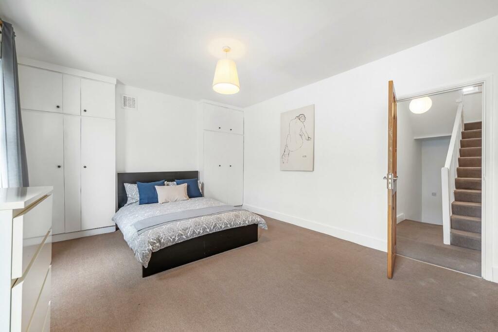 Bedroom 1a.JPG