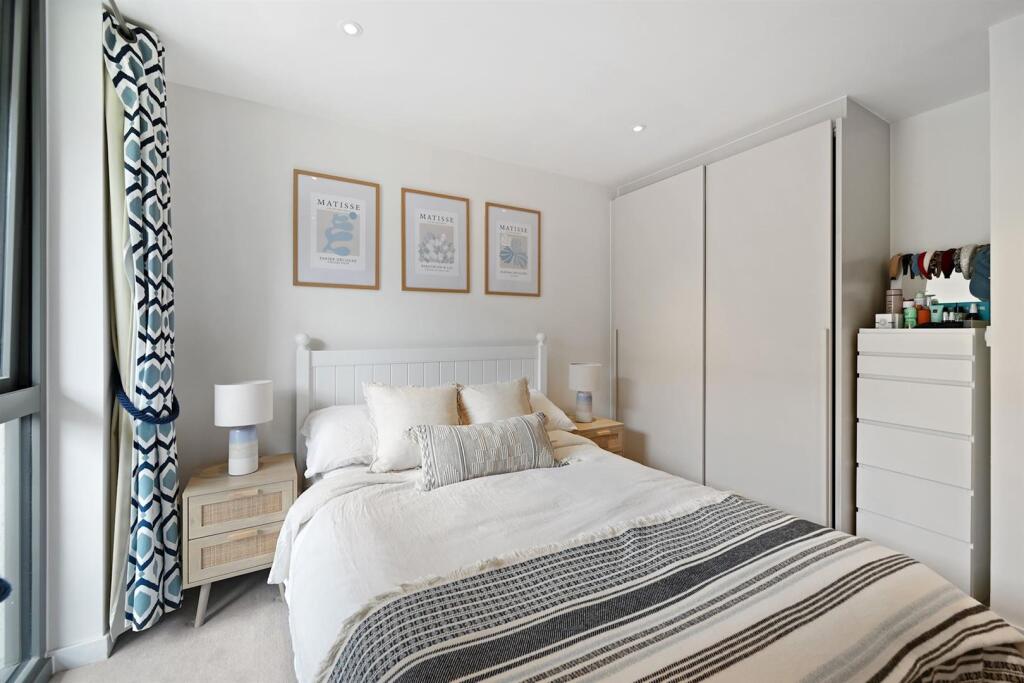 12-1680DSC_8327 (1)-medium.JPG