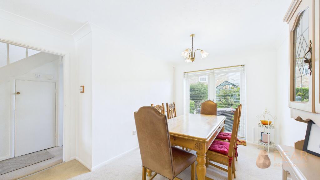 Living Room &amp; Dining Room