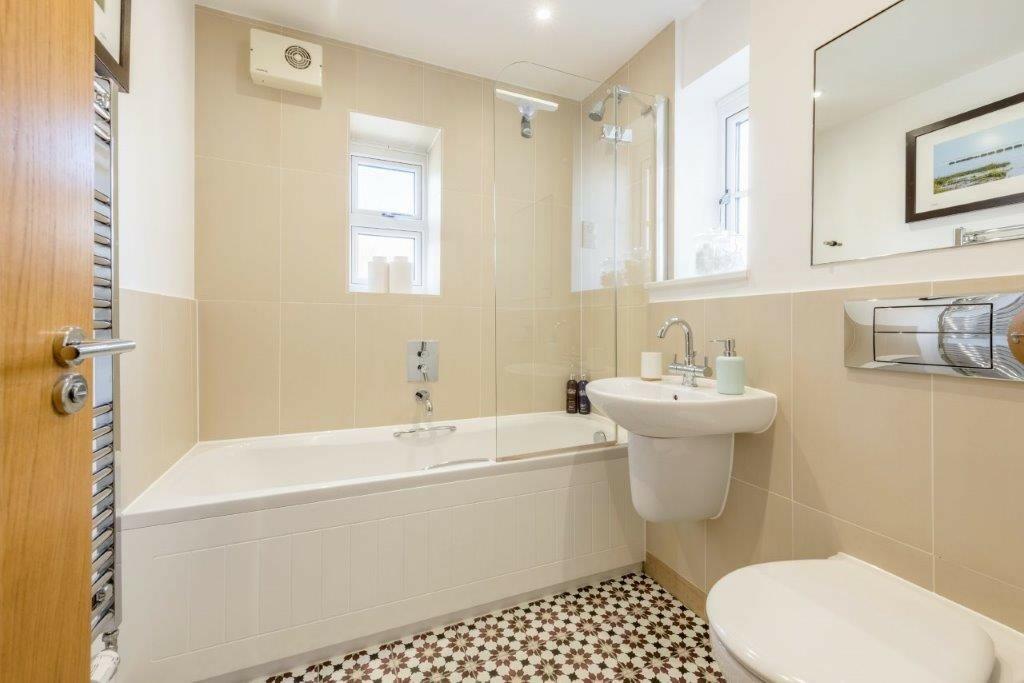 Ensuite