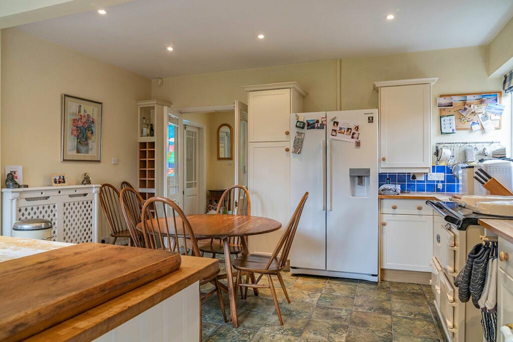 Kitchen &amp; Breakfast Room view 4