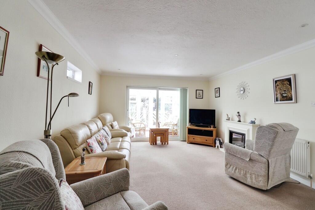 d96f9bc8-img_4961...