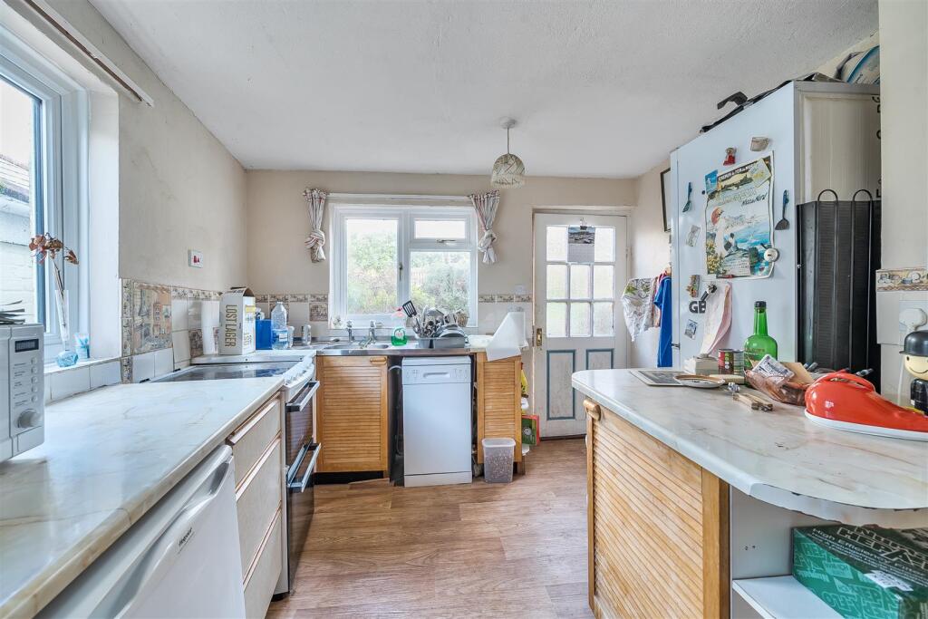 Rose Cottage KITCHEN.jpg