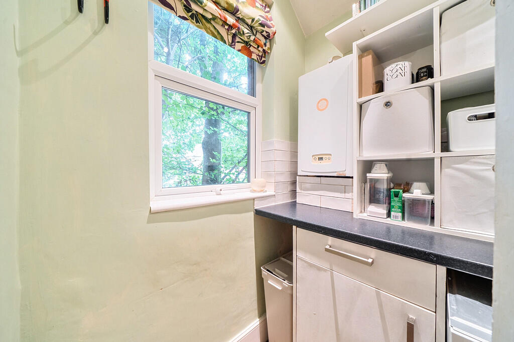 1333256-10-688cd2...