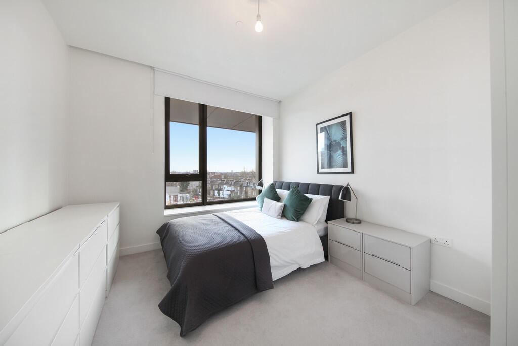 Apartment 409, 6 ...