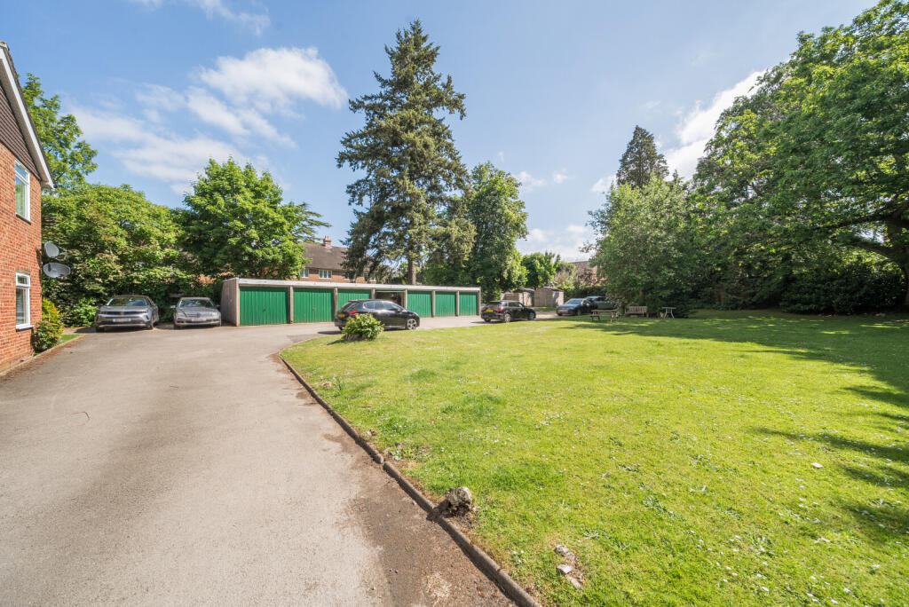 1296255-8-68285a6...