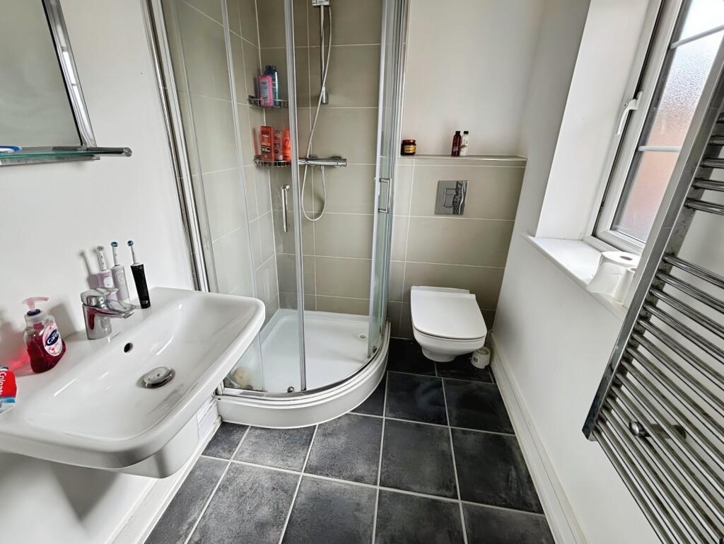 Ensuite Shower Room