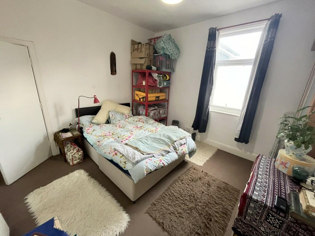 FLAT 1