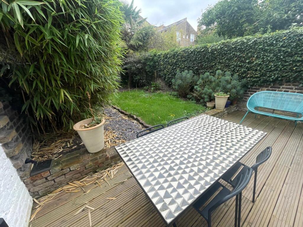 Private Garden S2