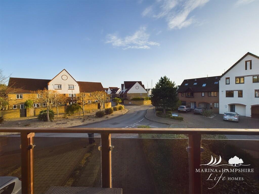 CAM03691G0-PR0025...