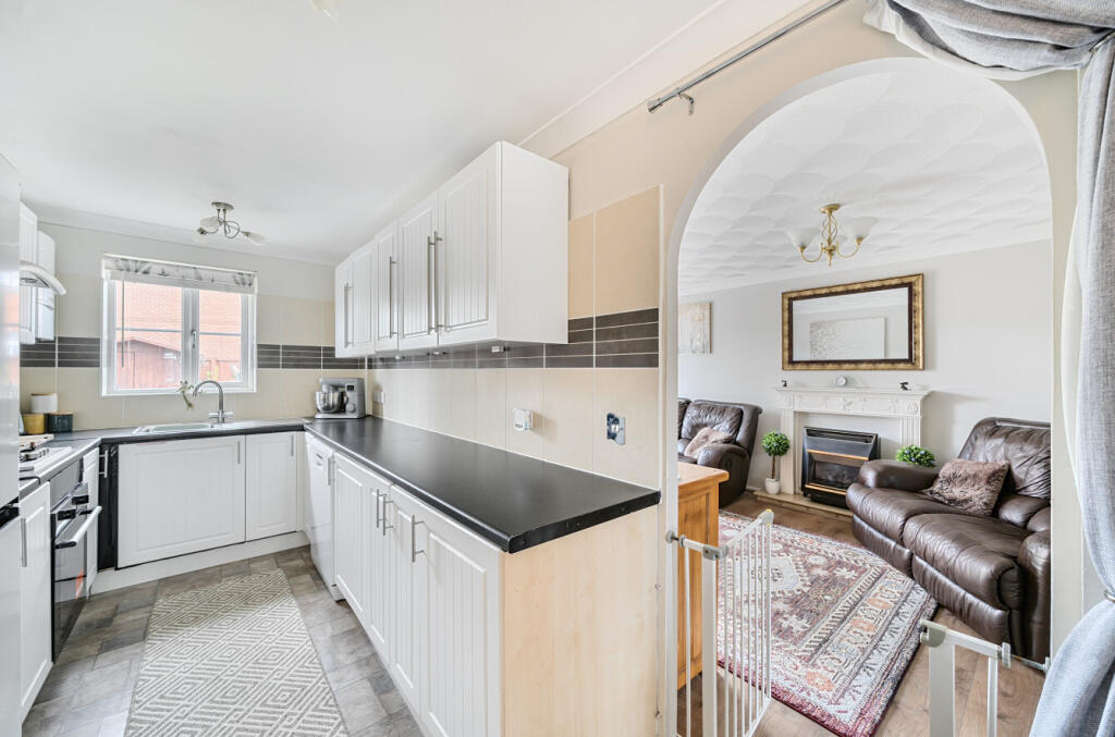 1329653768879ef67bc39