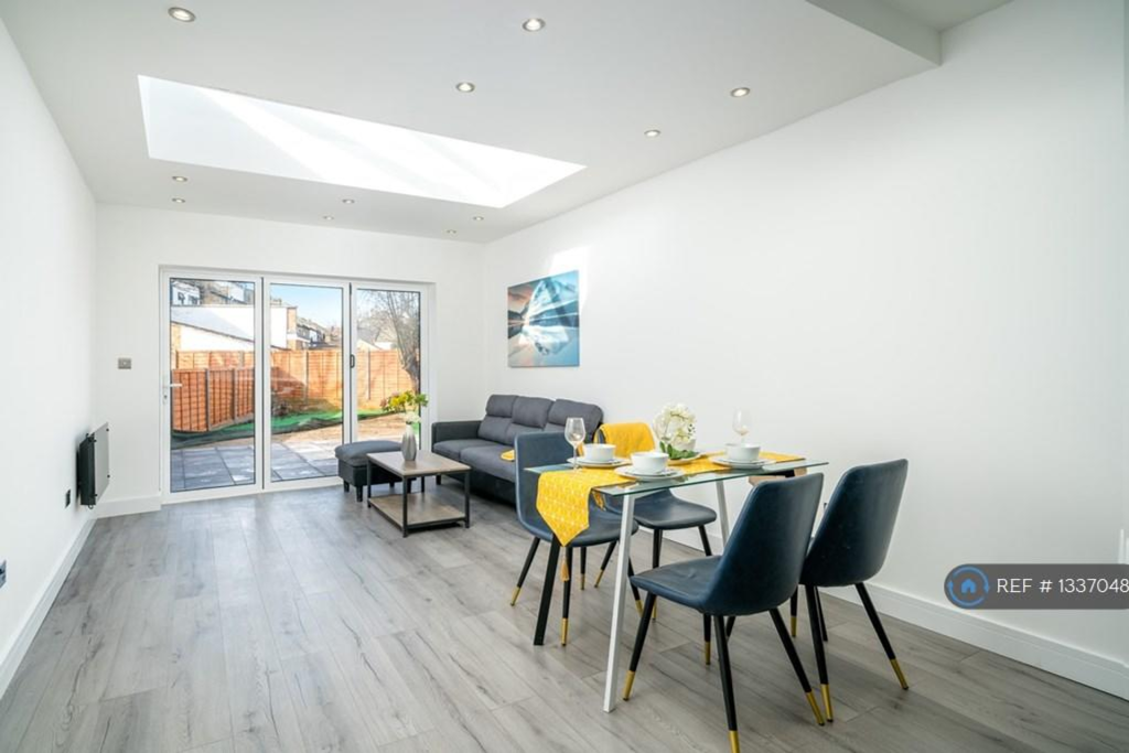 Livingroom one