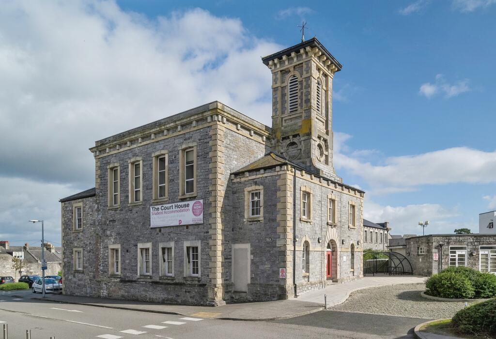 The Court House