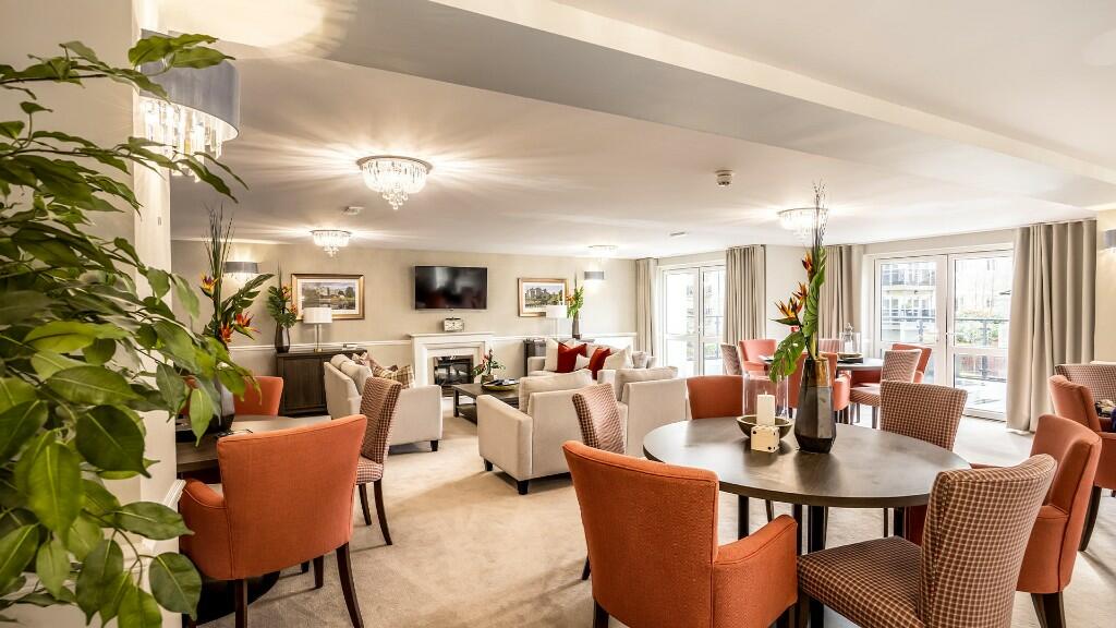 Example Lodge Lounge