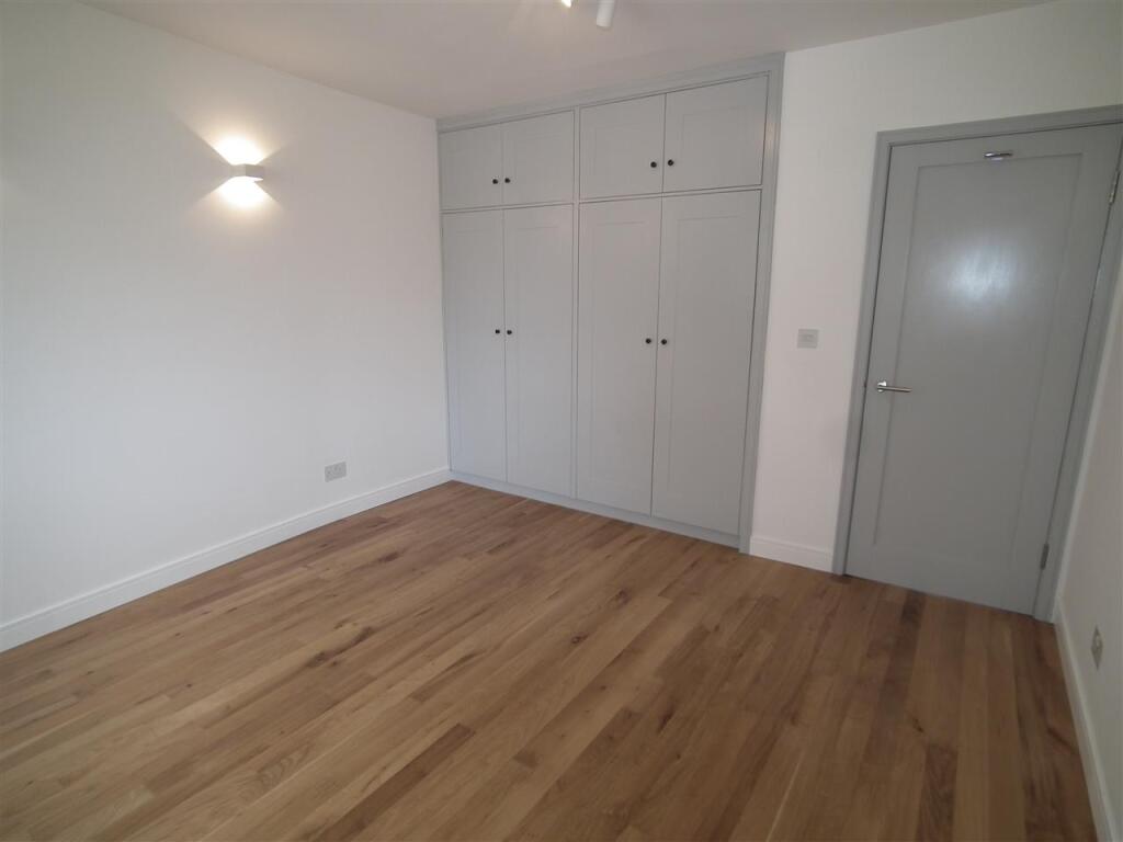 Bedroom (Alternative