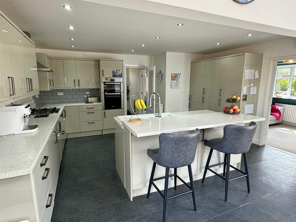 Kitchen/Dining/Living