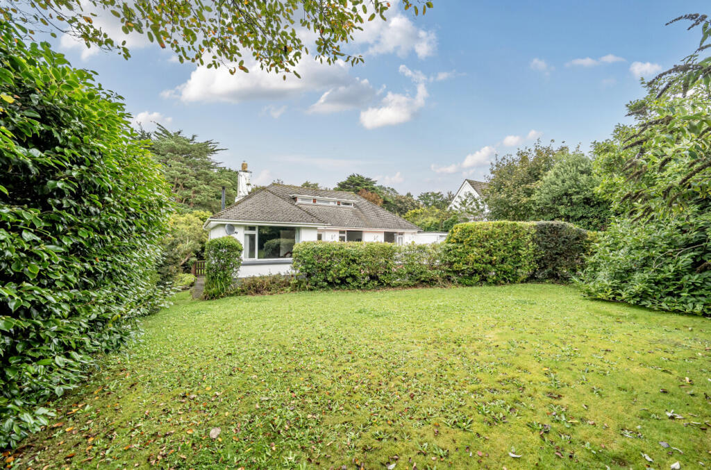 1354934-12-68cbfc...