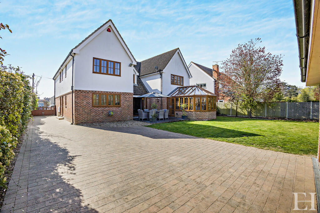 8643451-exteriorW...