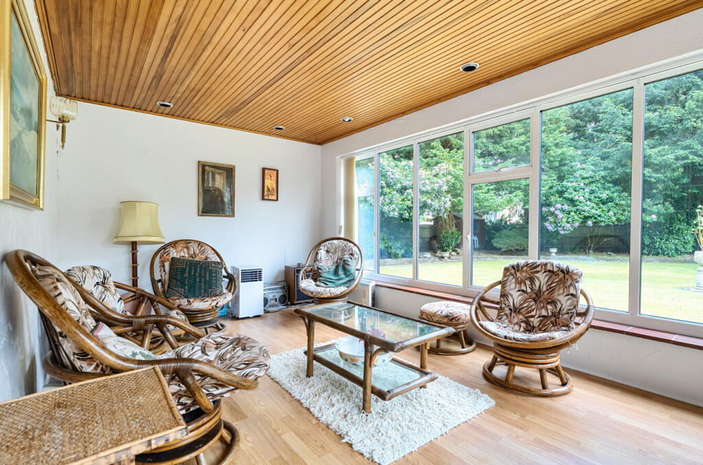 1300089-20-683990...