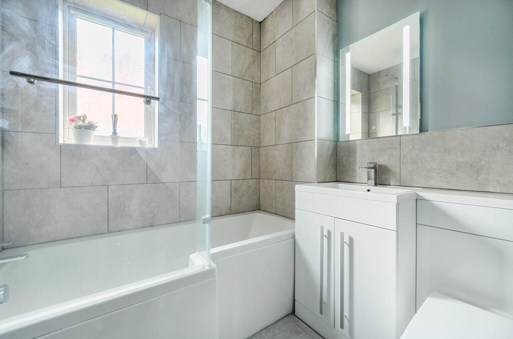 1300705-9-683d822...