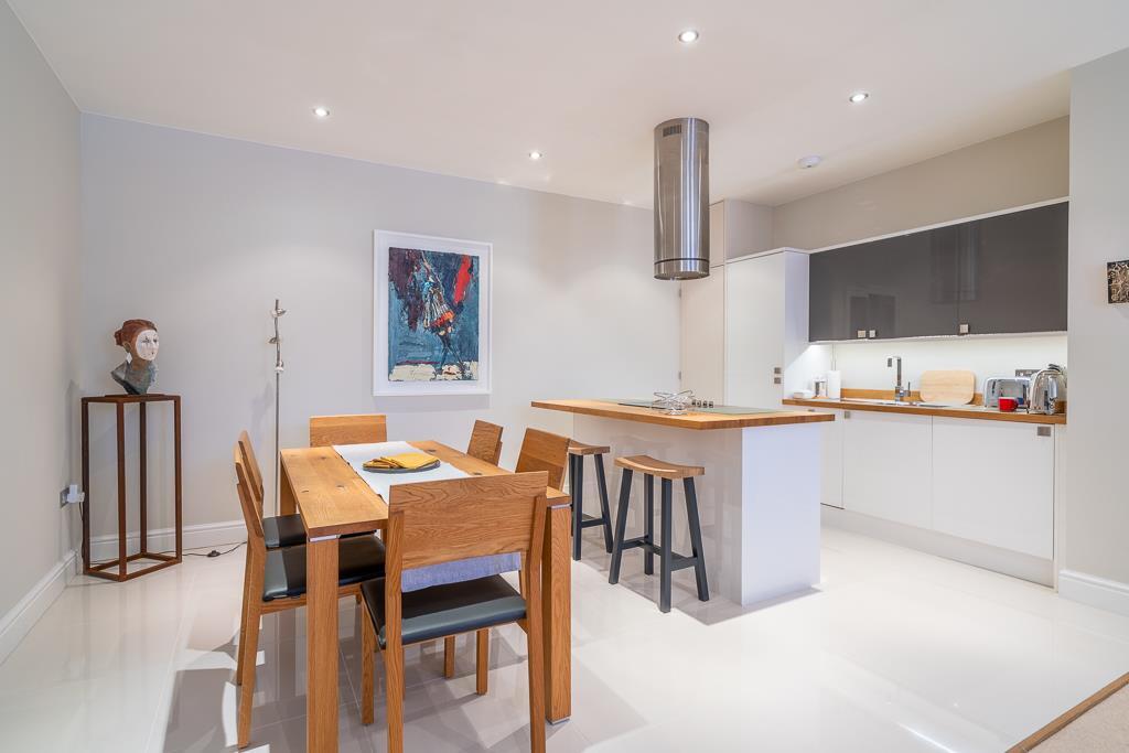 Flat 6 Regal House-7.jpg