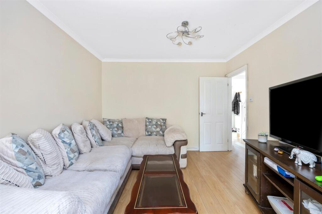 Rowan Avenue 15 LIVING ROOM AREA.jpeg