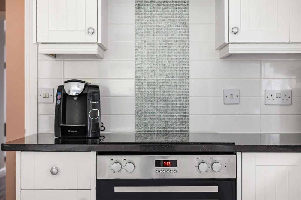 Kitchen/Breakfast Ro