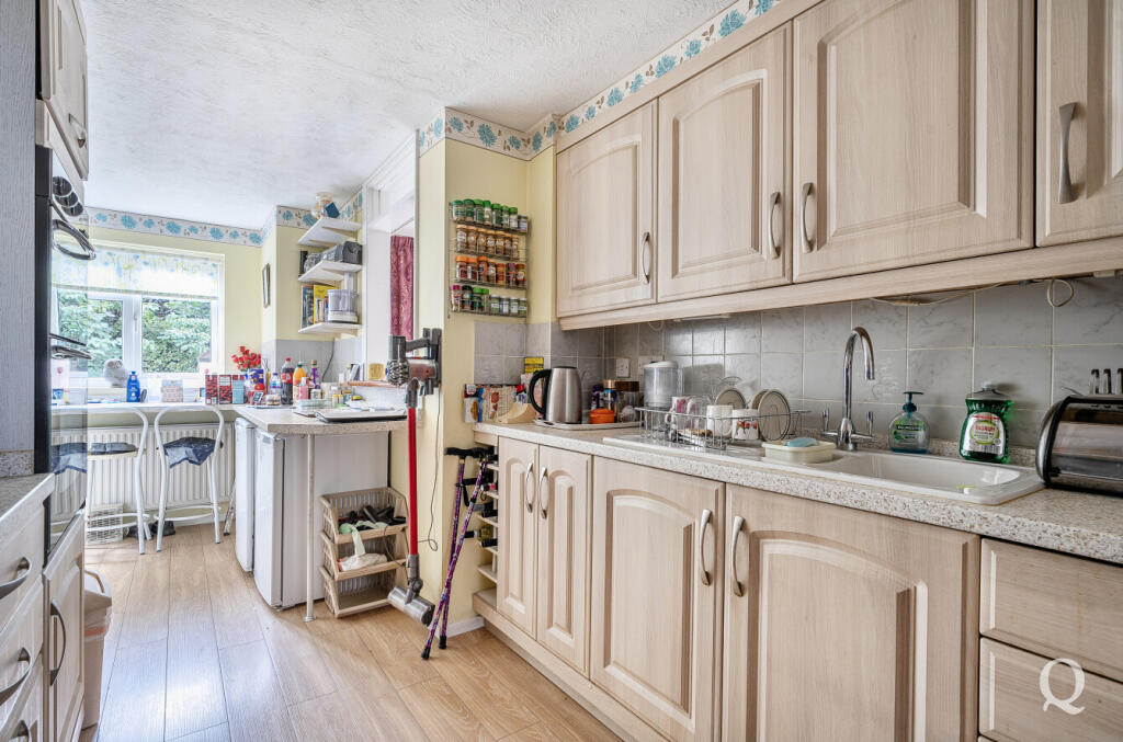 57f0eb70-9c49-484...